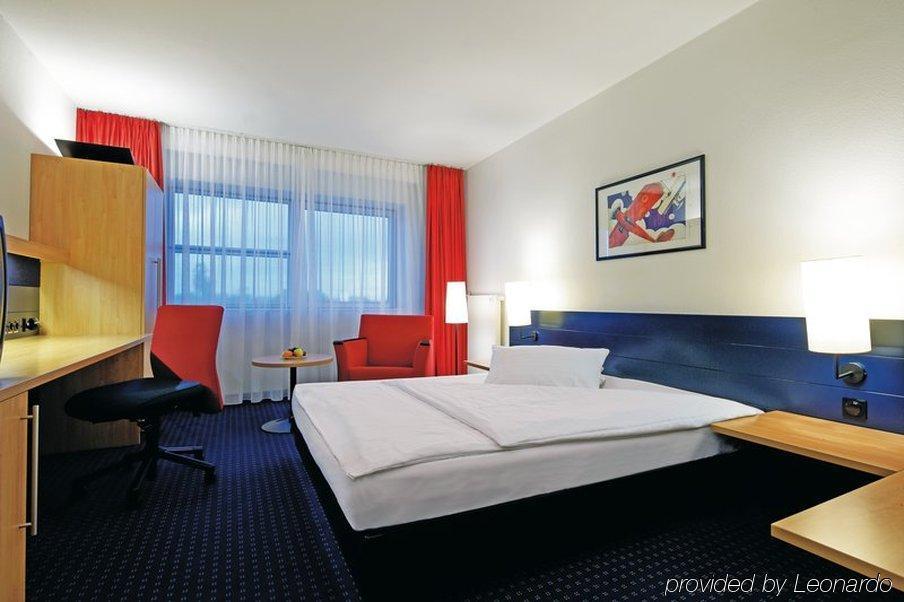 Intercityhotel Frankfurt Airport Frankfurt nad Menem Pokój zdjęcie